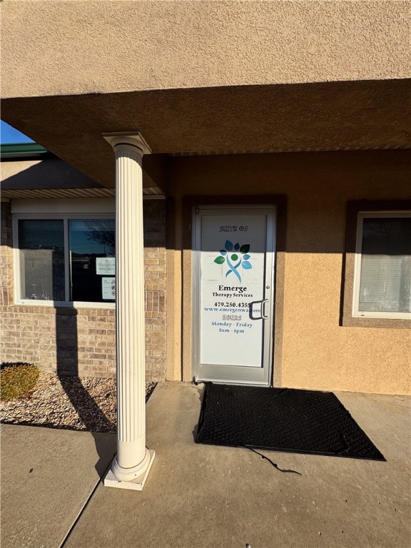 Oak Trace - Commercial Lease