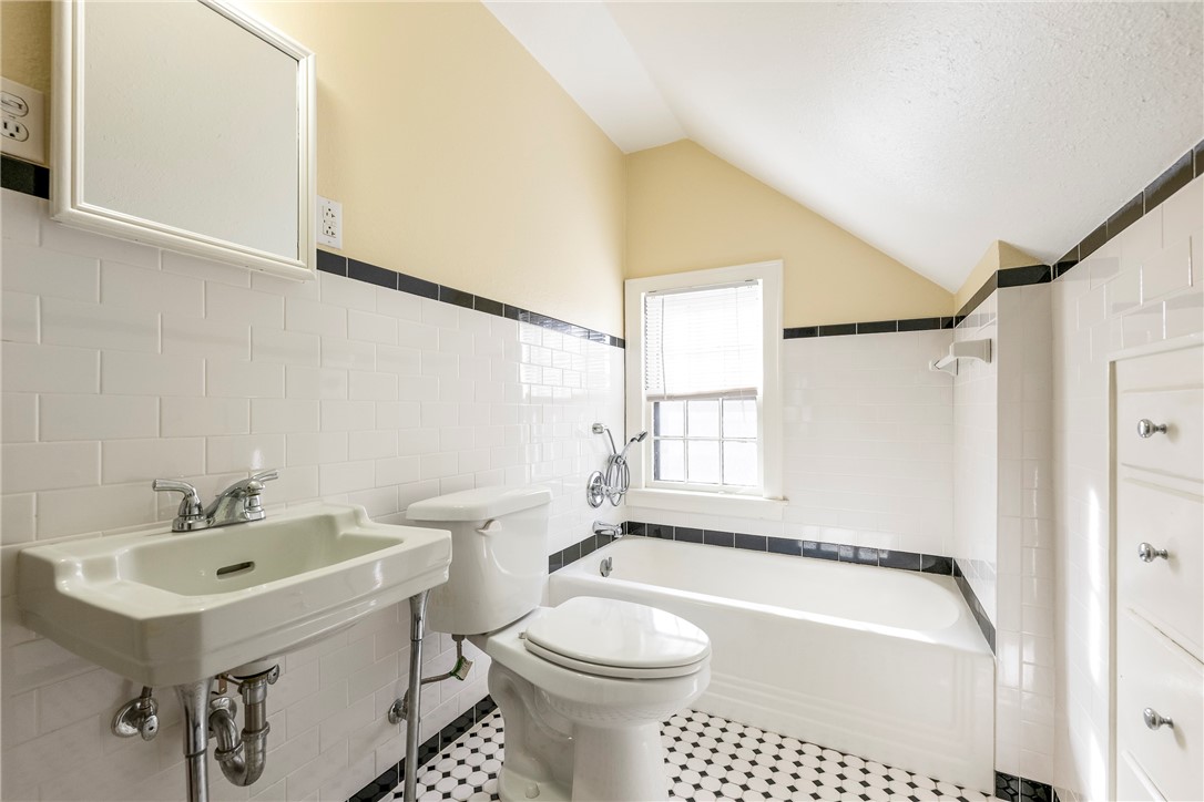 LEFORS ADD-BENTONVILLE - Residential