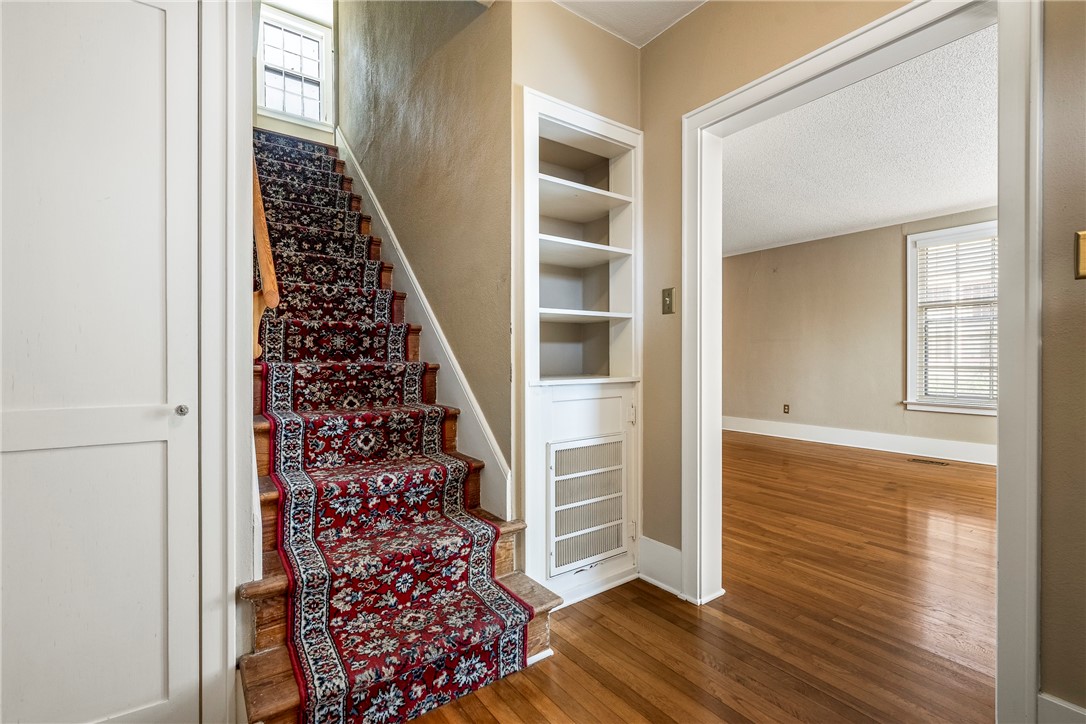 LEFORS ADD-BENTONVILLE - Residential