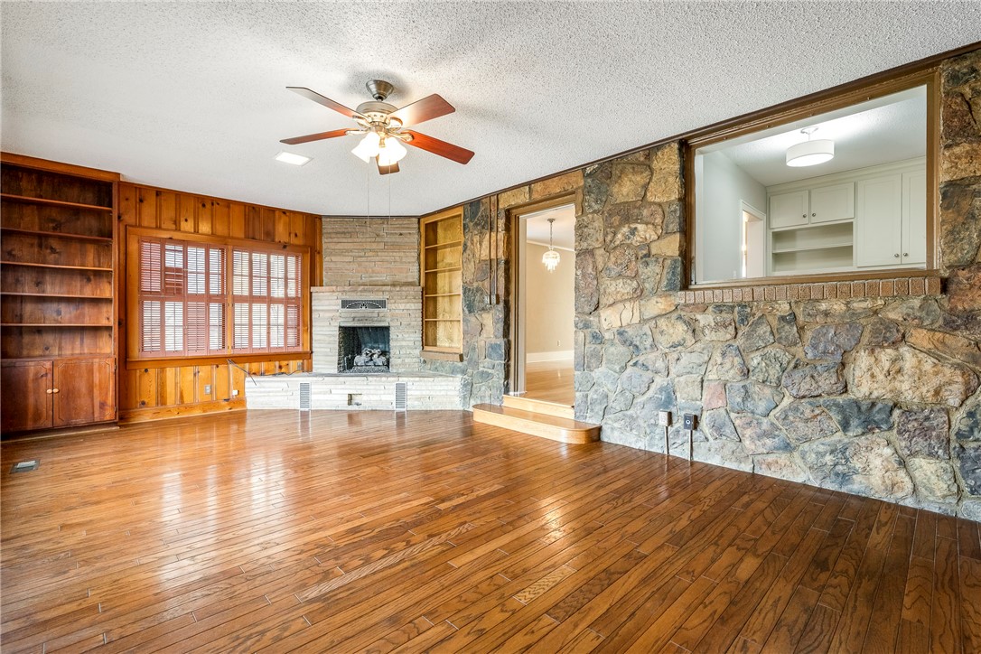 LEFORS ADD-BENTONVILLE - Residential