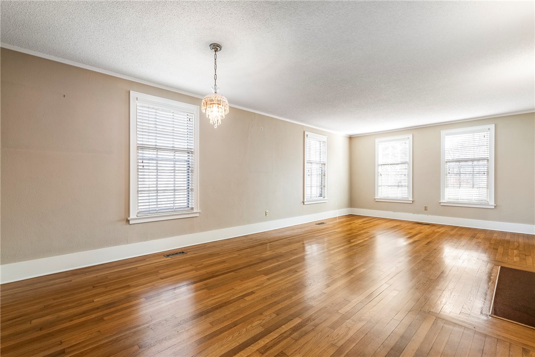 LEFORS ADD-BENTONVILLE - Residential