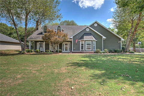 Photo of 1844 N Buckley Drive, Fayetteville, AR 72701 (MLS # 1361933)