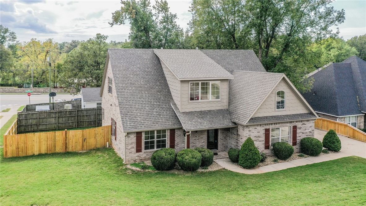 Oaklawn Place - Residential