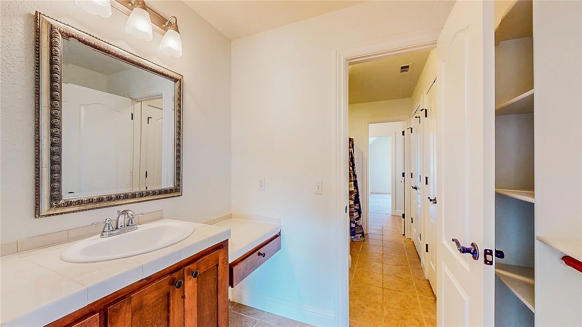 Oaklawn Place - Residential