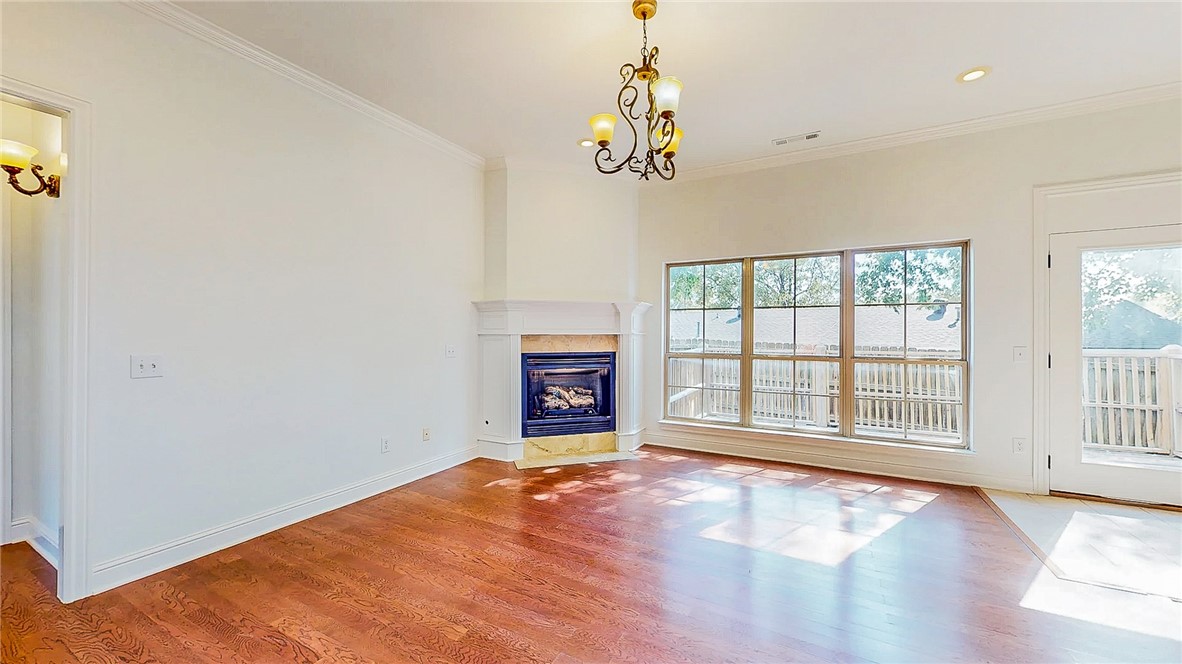Oaklawn Place - Residential