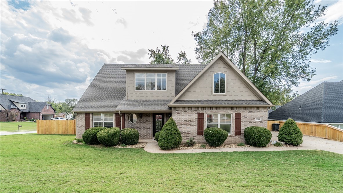 3540 Hamm Ln, Springdale, AR is approximately 1 mile away from I-49 and approximately 3 miles away from to the Tyson Foods corporate office.