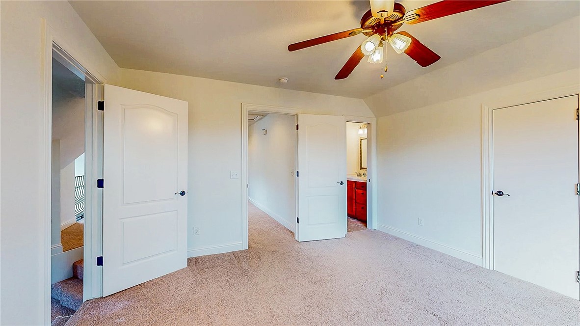 Oaklawn Place - Residential