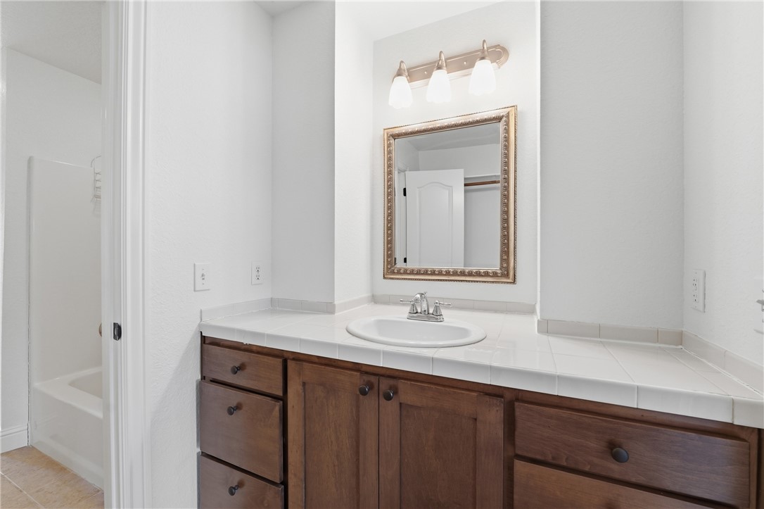 Oaklawn Place - Residential