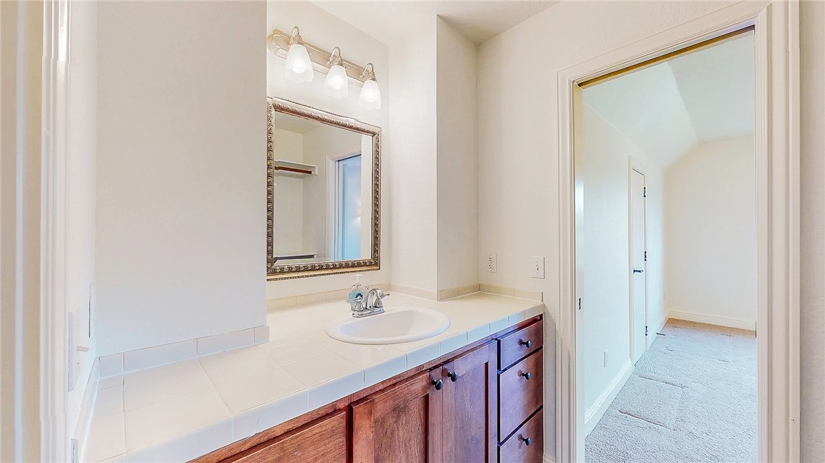 Oaklawn Place - Residential