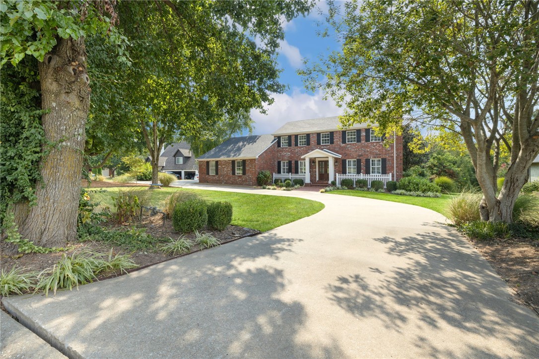 El Contento Acres Bentonville - Residential