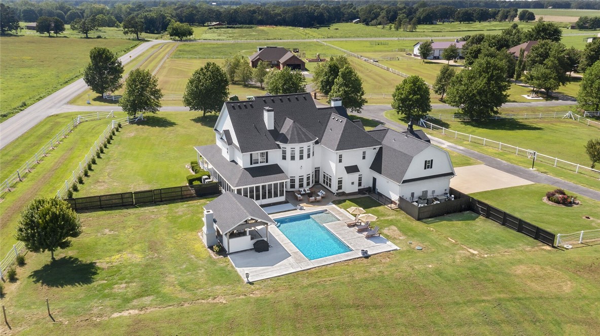 22-19-32-RURAL - Residential