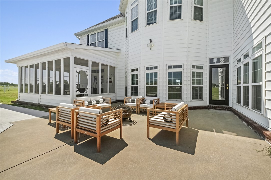 22-19-32-RURAL - Residential