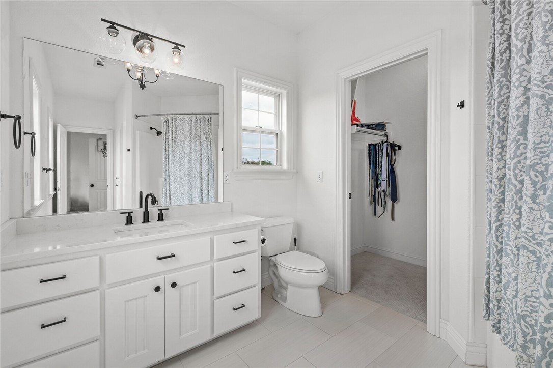 22-19-32-RURAL - Residential