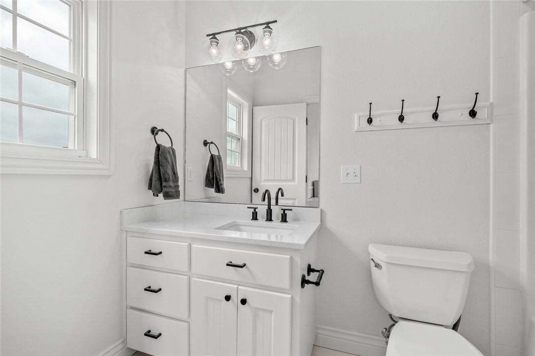 22-19-32-RURAL - Residential