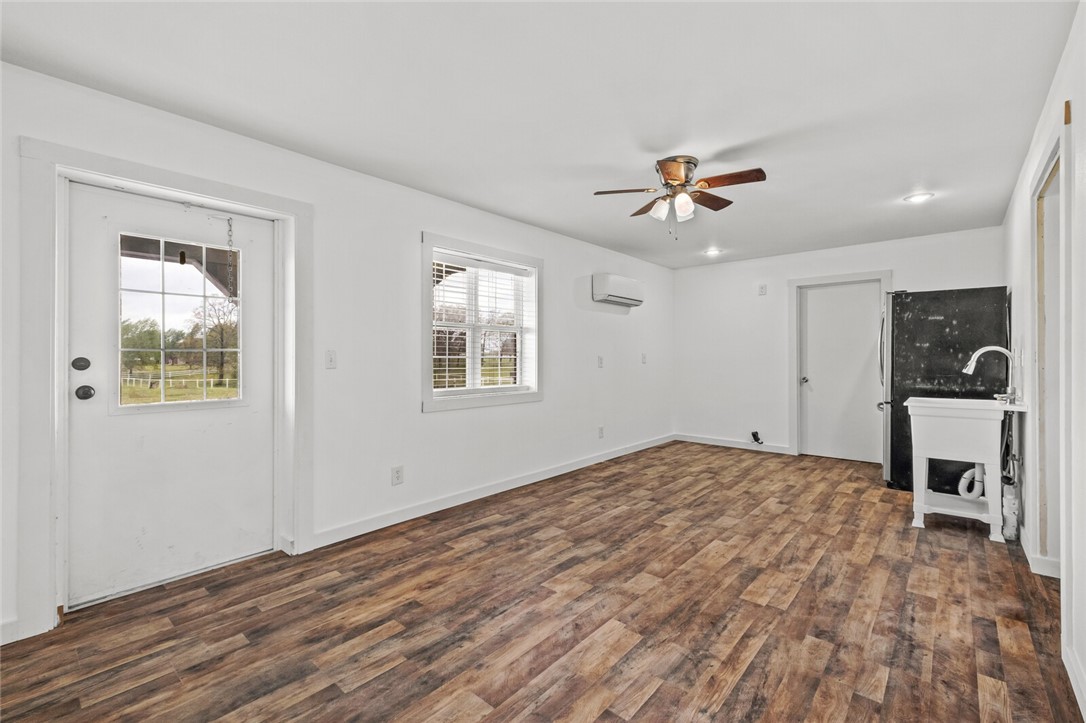 22-19-32-RURAL - Residential