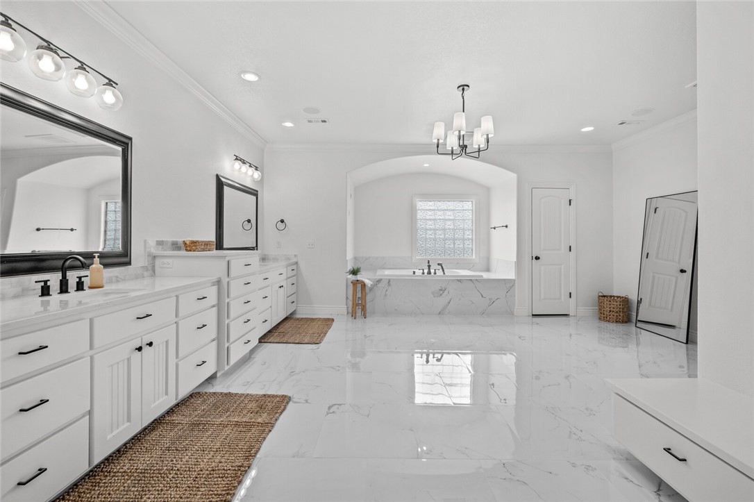 22-19-32-RURAL - Residential