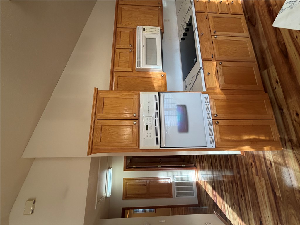 Unit 4 Holiday Island - Residential