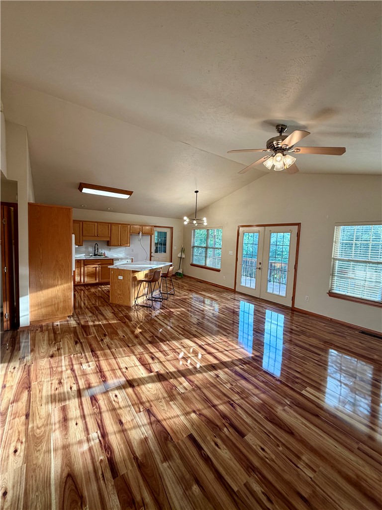 Unit 4 Holiday Island - Residential