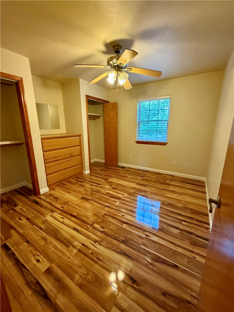 Unit 4 Holiday Island - Residential