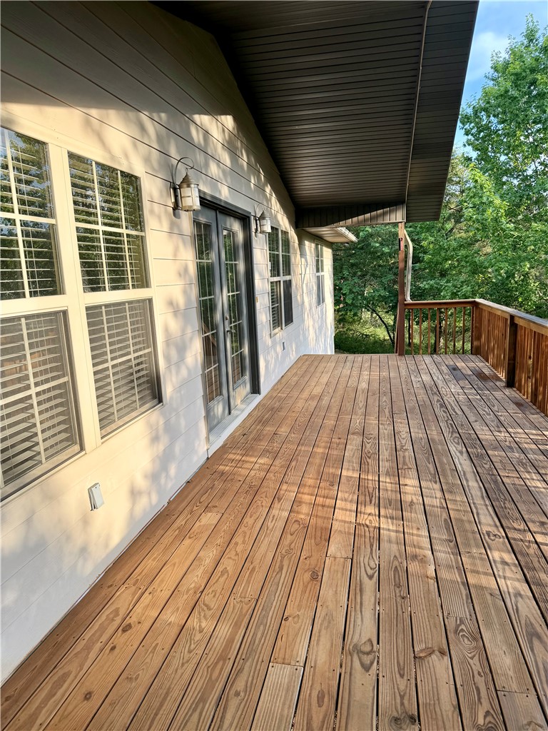 Unit 4 Holiday Island - Residential
