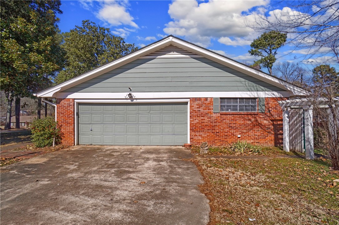 Colonial Heights - Residential