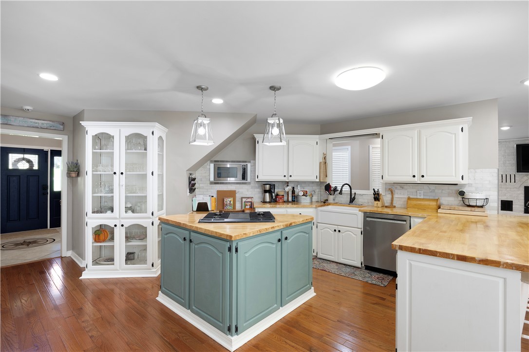 Lands End Ph Ii - Residential