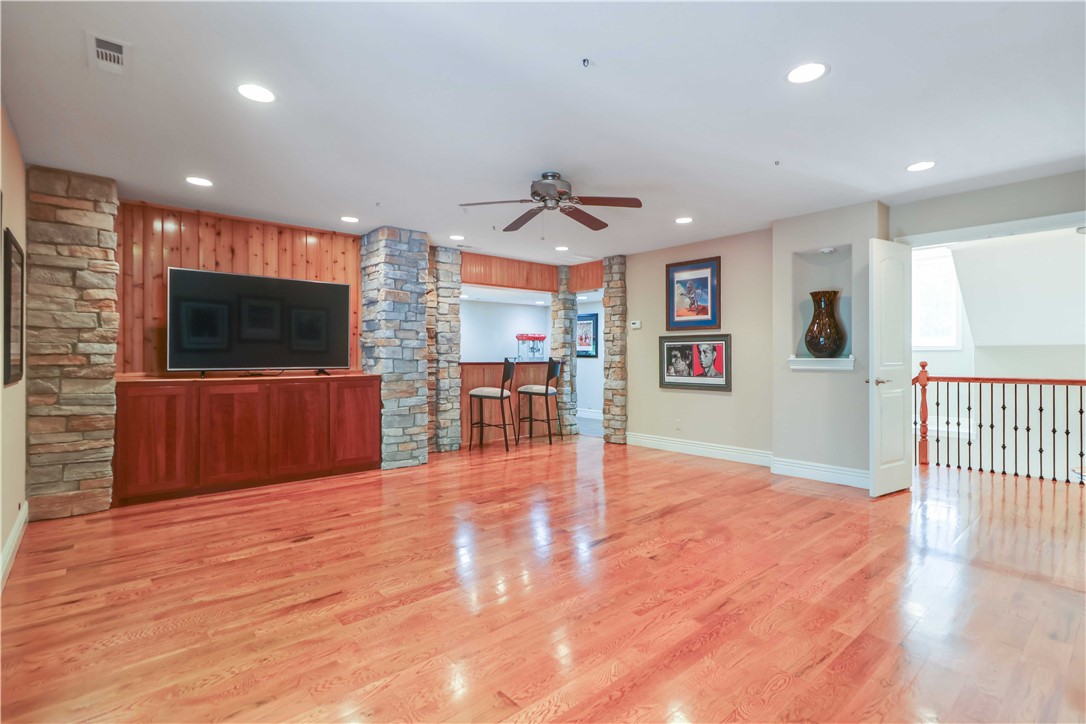 Knolls - Residential