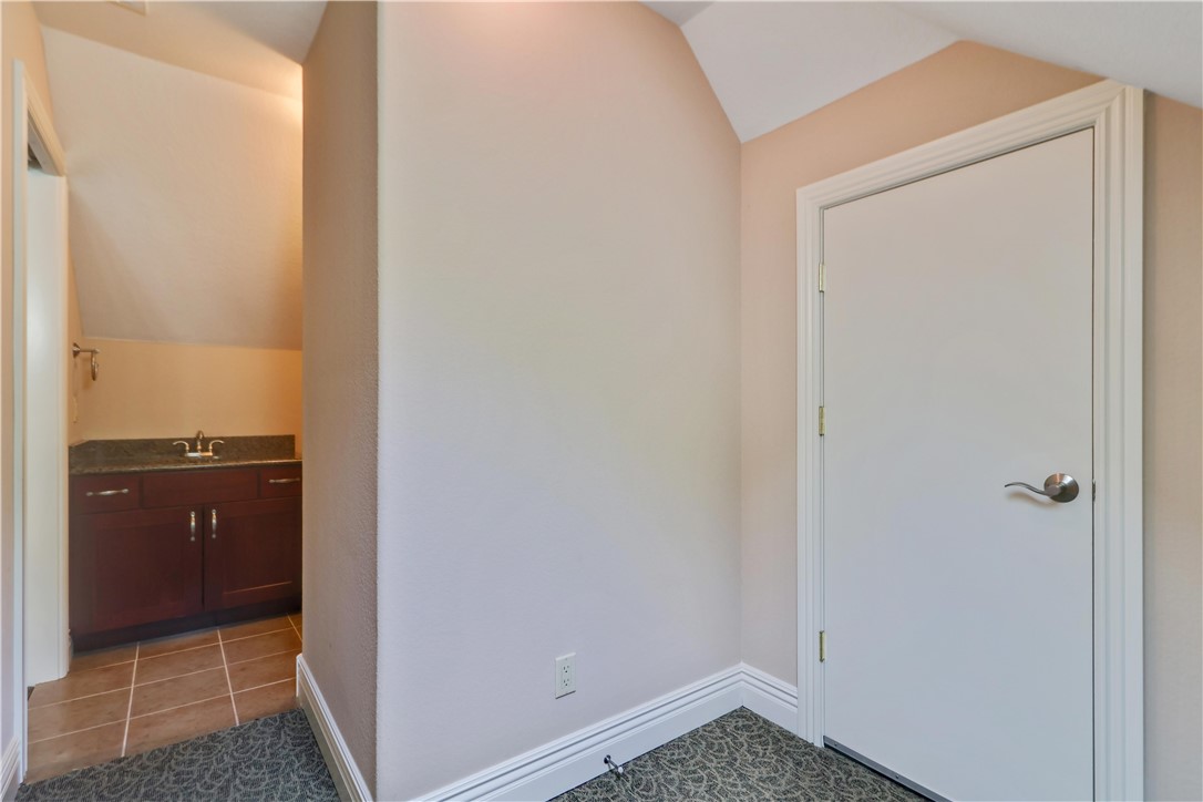 Knolls - Residential