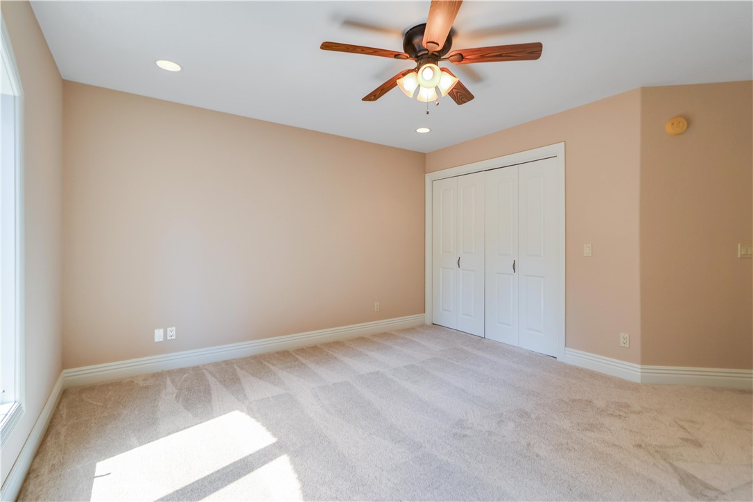 Knolls - Residential