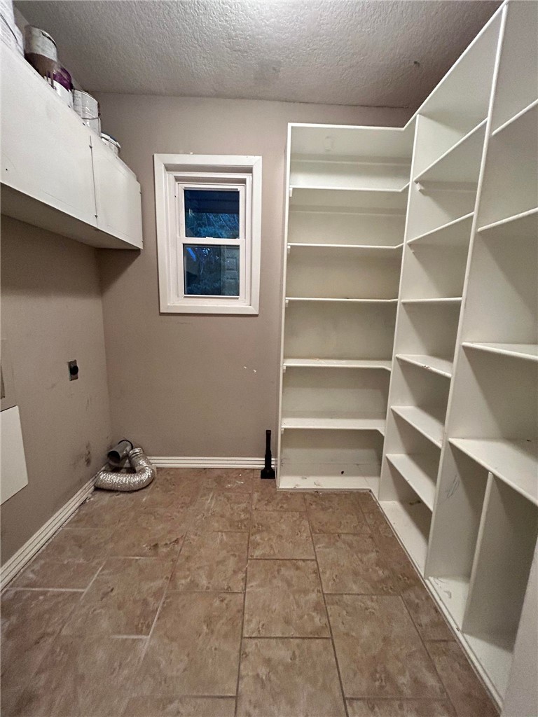 Worcester Sub-Bvv - Residential Lease