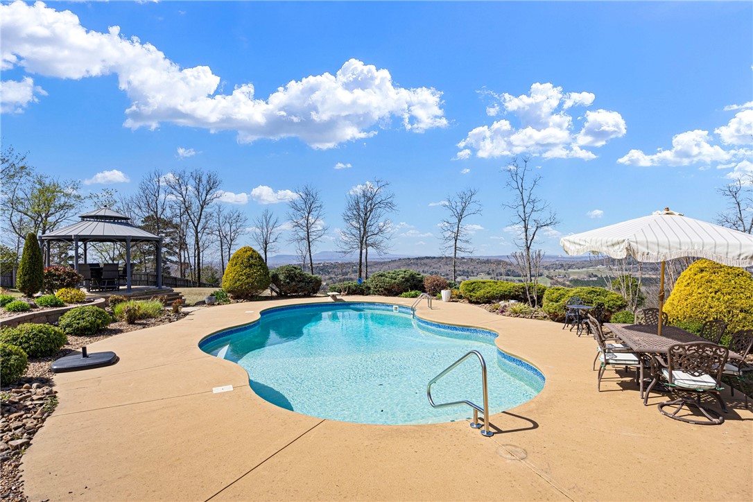 Cliff & Stream - Residential