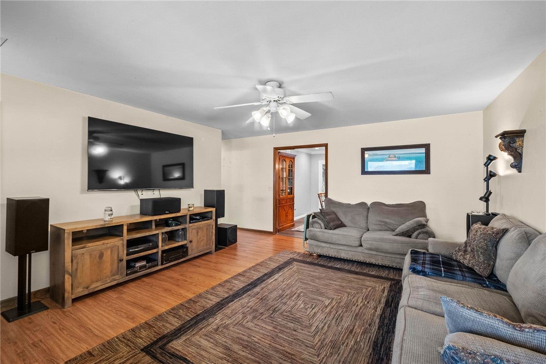 904 White Road