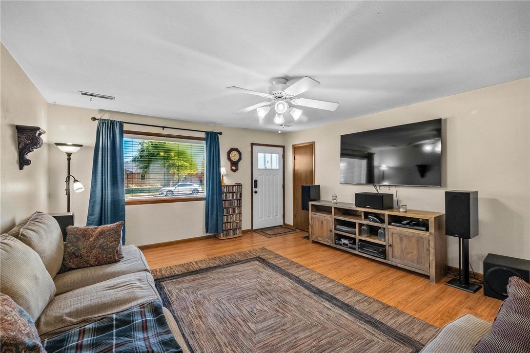 904 White Road