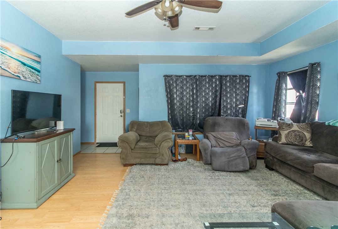 Oakwoods Ph 01 - Residential