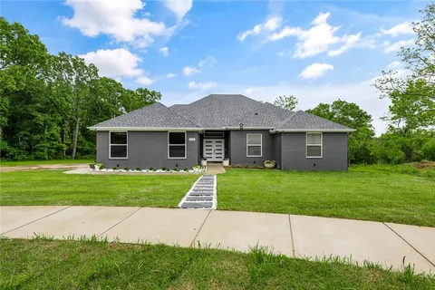 MLS: 1306107