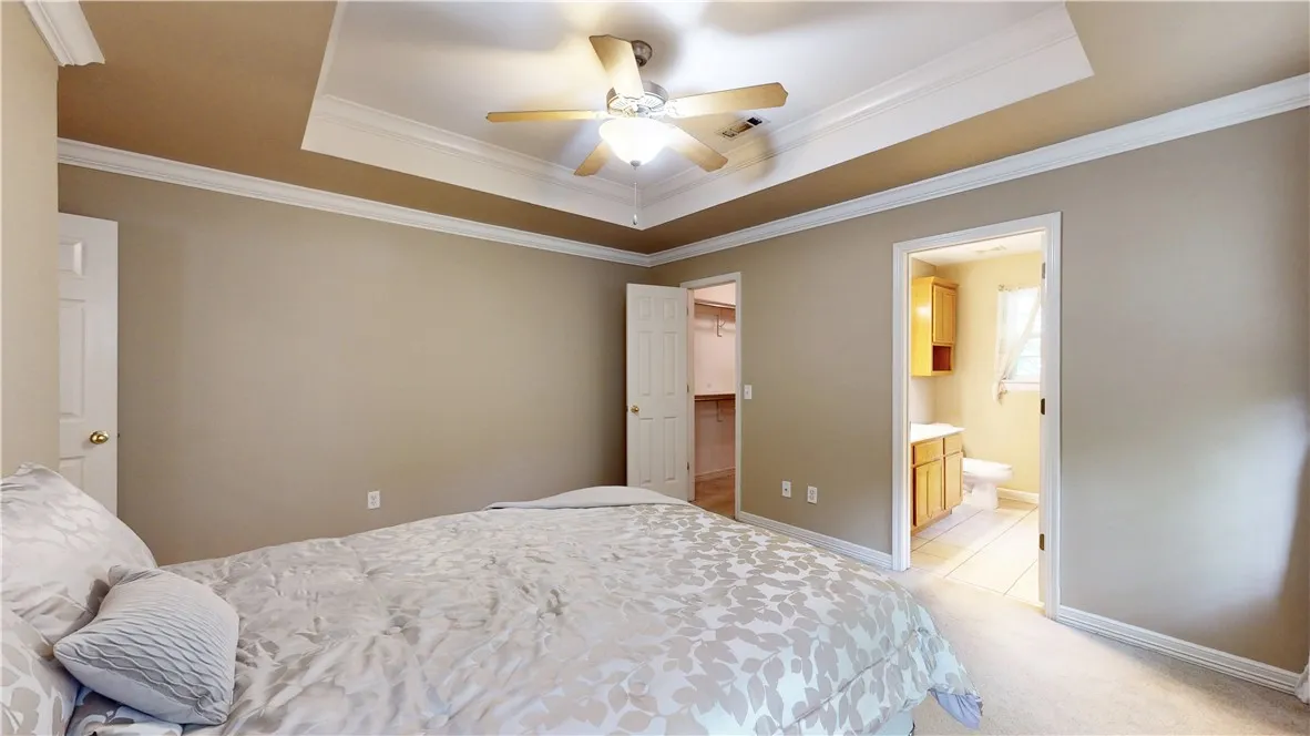 Bentonville, Arkansas 72712, United States, 3 Bedrooms Bedrooms, ,2 BathroomsBathrooms,Residential,Pending,132309