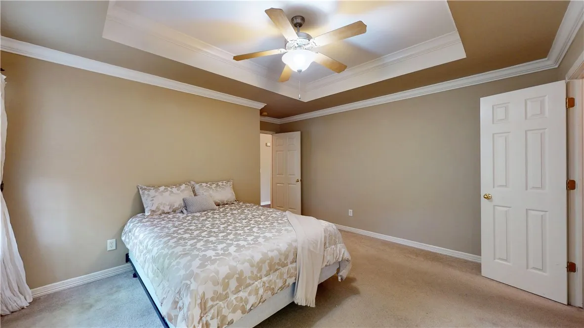 Bentonville, Arkansas 72712, United States, 3 Bedrooms Bedrooms, ,2 BathroomsBathrooms,Residential,Pending,132309