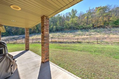 Single Family Residence in Sulphur Springs AR 15603 Bird Mountain Road 39.jpg