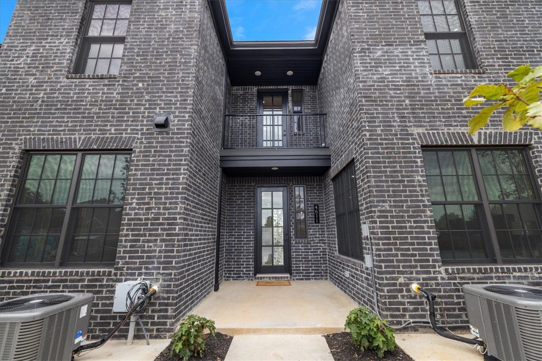 Phase I Pv Twnhms - Residential Lease