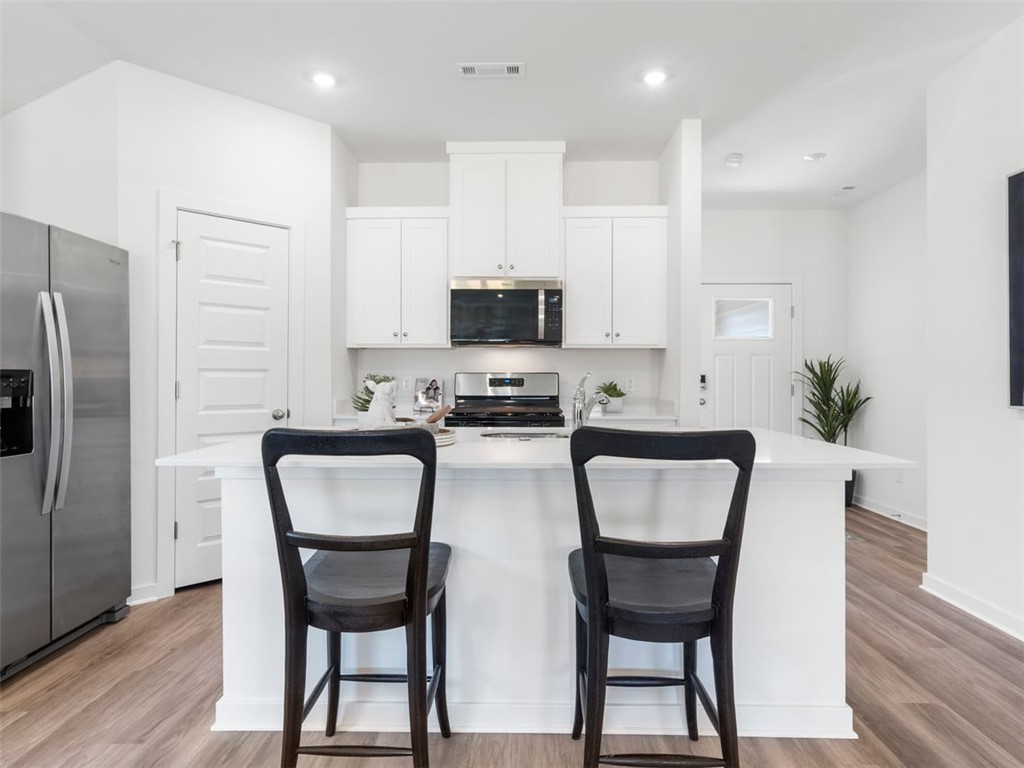 Wagon Wheel Crossing - Residential