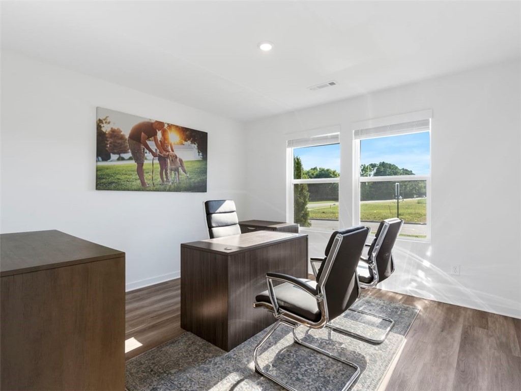 Wagon Wheel Crossing - Residential