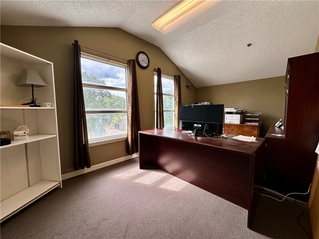 Cmn Bus Park - Commercial Lease