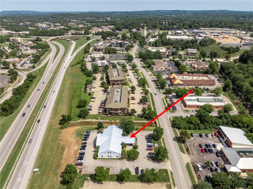 Cmn Bus Park - Commercial Lease