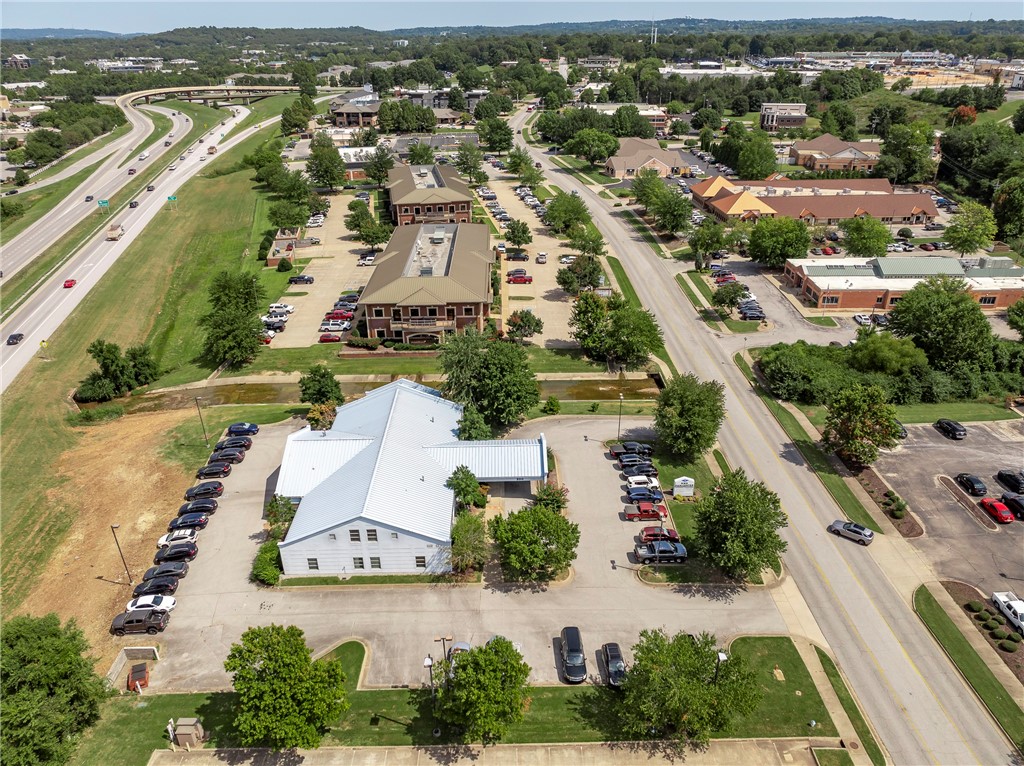 Cmn Bus Park - Commercial Lease