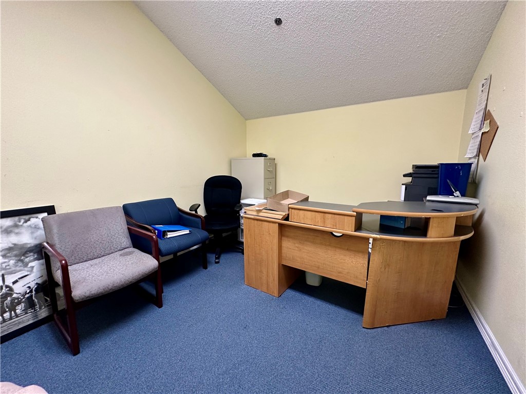 Cmn Bus Park - Commercial Lease