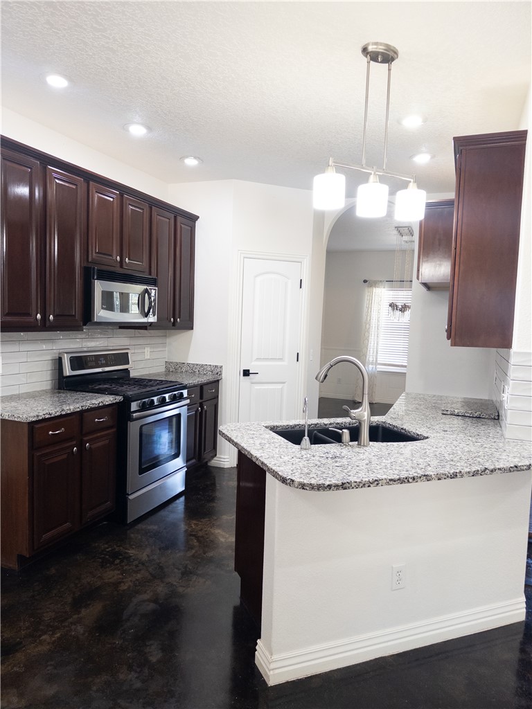 J C Spencers Sub Siloam Spgs - Residential