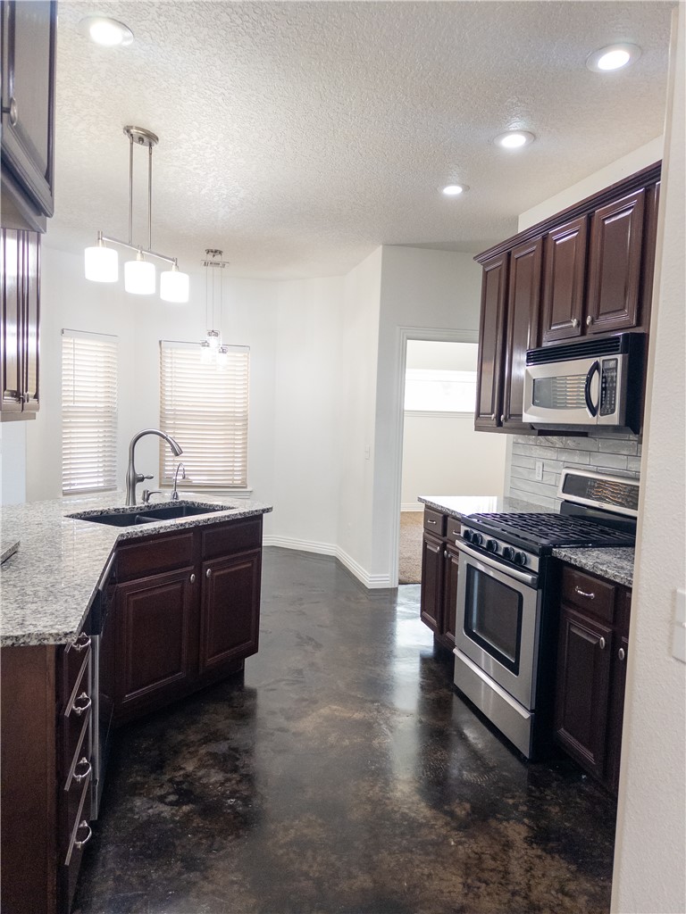 J C Spencers Sub Siloam Spgs - Residential