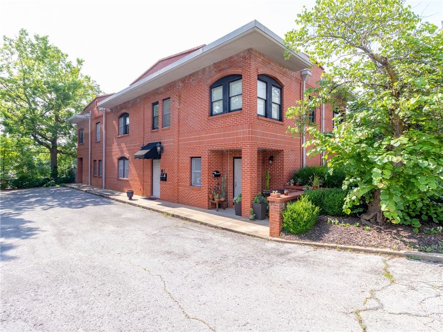 Outstanding investment opportunity! Hard to find Upscale 4-Plex apartment building in Downtown Fayetteville. Safe, secure, and within walking distance of all the best Downtown Fayetteville has to offer. Located 1 block off of the Fayetteville Square. 2 - 650 SF 1 bedroom, 1 bath units; 1 - 1,200 SF 1 bedroom, 1.5 bath unit; and 1 - 1,800 SF 2 bedroom 2.5 bath unit. 8 off street parking spaces. Excellent Airbnb, Longterm lease, or HPR to sell individually are all viable options. Zoned Downtown General.