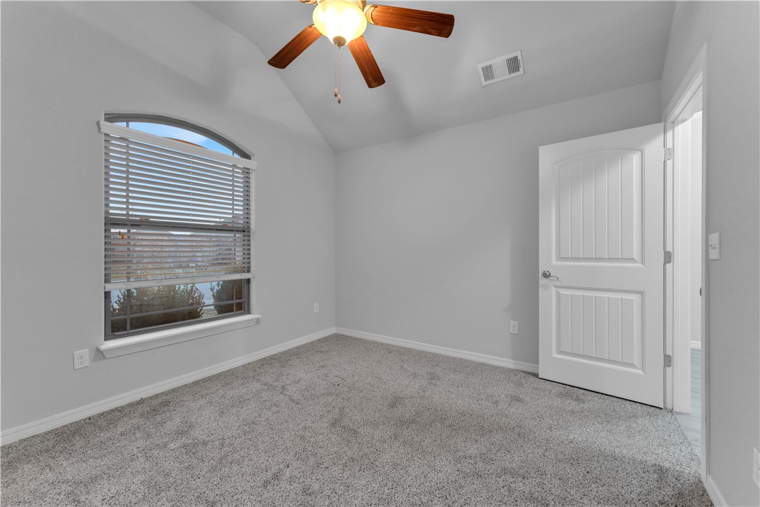 Chelsea Point Ii Rogers - Residential