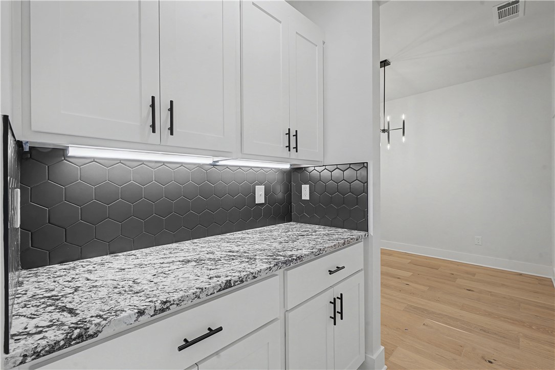 MAPLE ESTATES PH III-CENTERTON - Residential